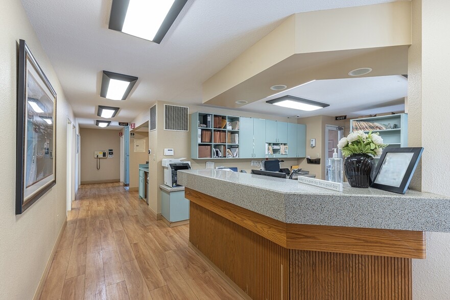 More Photos Of 2211 4th St, Santa Rosa Medical For Sale