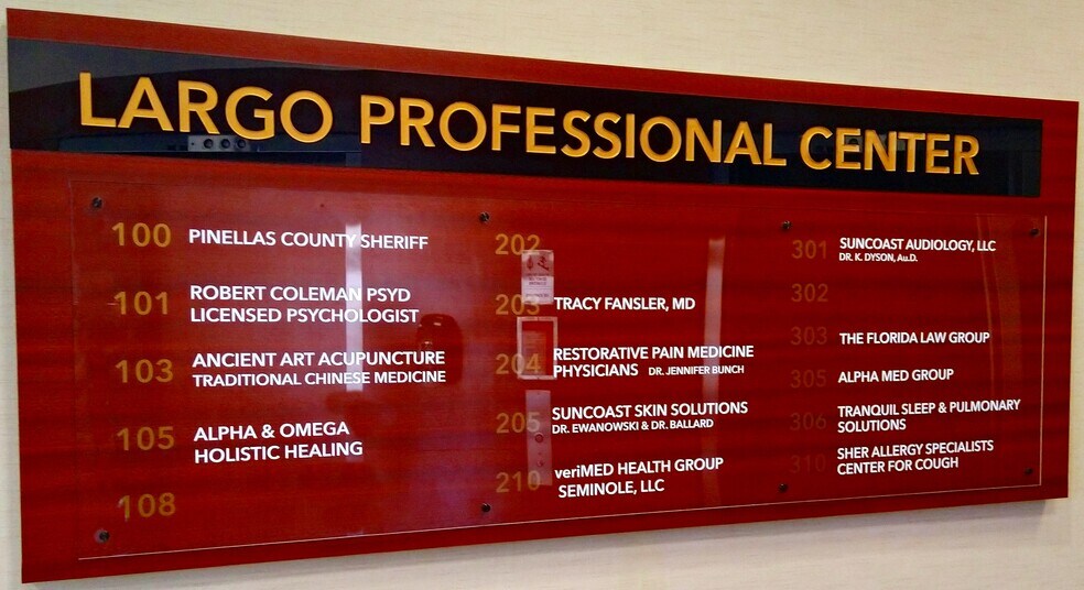 More Photos Of 11200 Seminole Blvd, Largo Medical For Lease