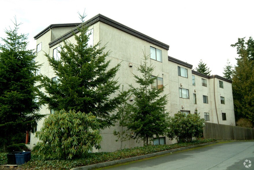 More Photos Of 712 N 143rd St, Seattle Apartments For Sale