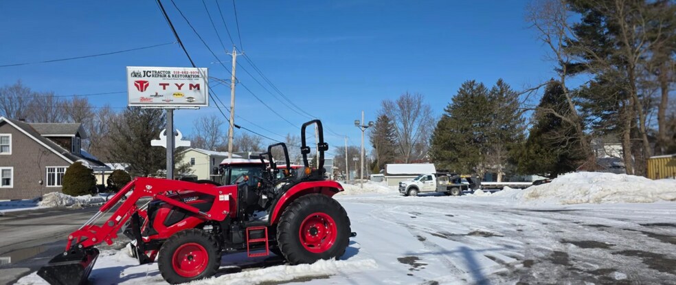 More Photos Of 206 Church St, Hoosick Falls Auto Repair For Sale
