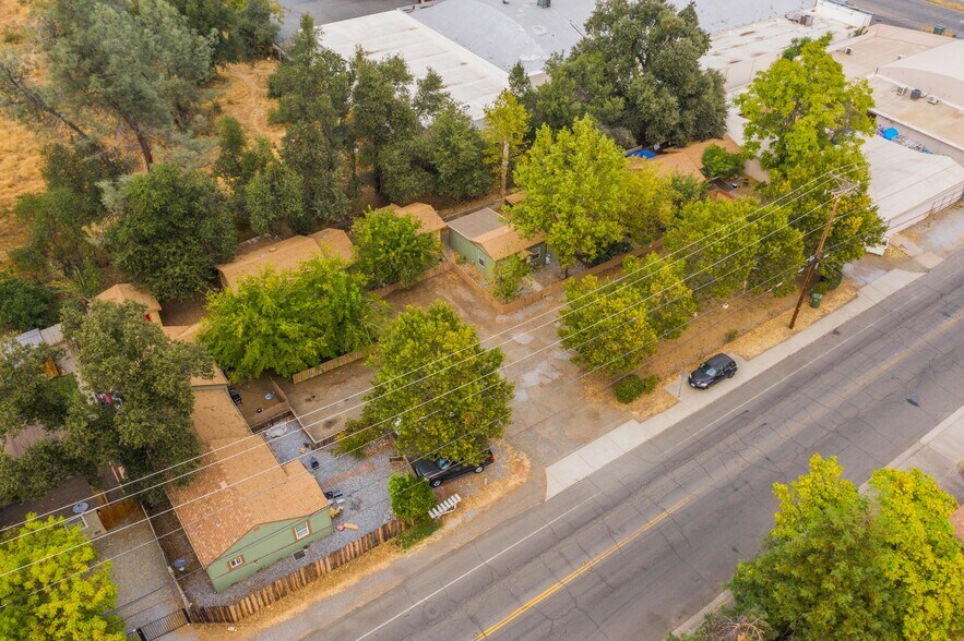 More Photos Of 2230 El Reno Ln, Redding Apartments For Sale