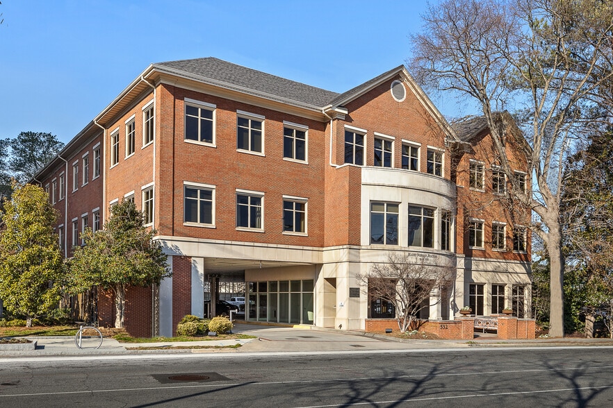 Primary Photo Of 532 E Paces Ferry Rd NE, Atlanta Office For Lease