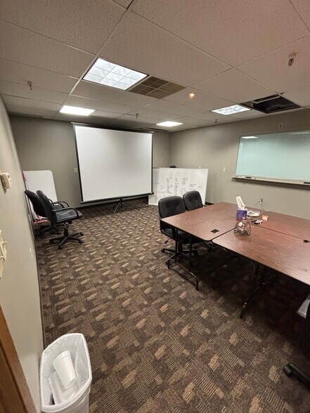 More Photos Of 456 Fulton St, Peoria Office For Sale