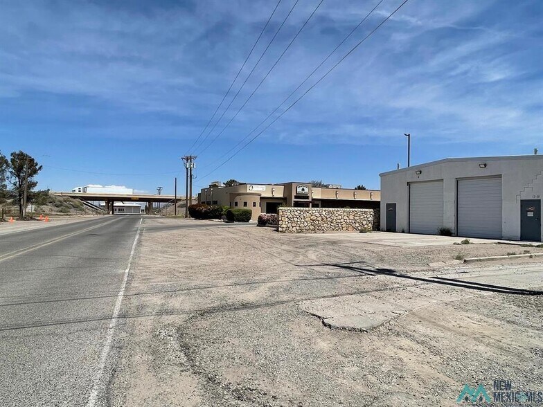 More Photos Of 115 8th St, Deming Warehouse For Sale