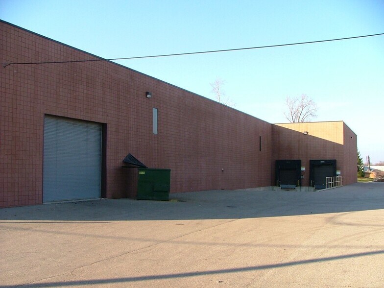 More Photos Of 32235 Industrial Rd, Livonia Warehouse For Sale
