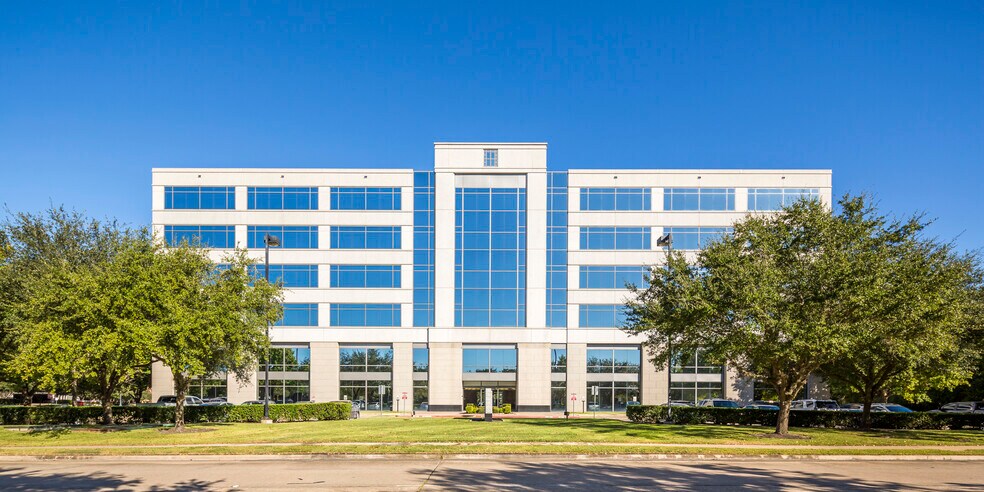 More Photos Of 77 Sugar Creek Center Blvd, Sugar Land Office For Sale