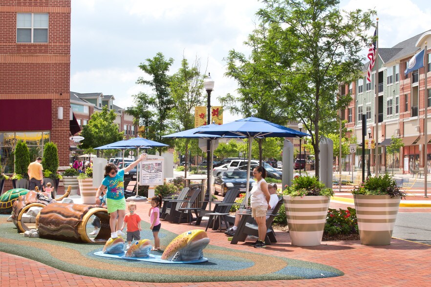 More Photos Of 1602 Village Market Blvd SE, Leesburg Office For Sale