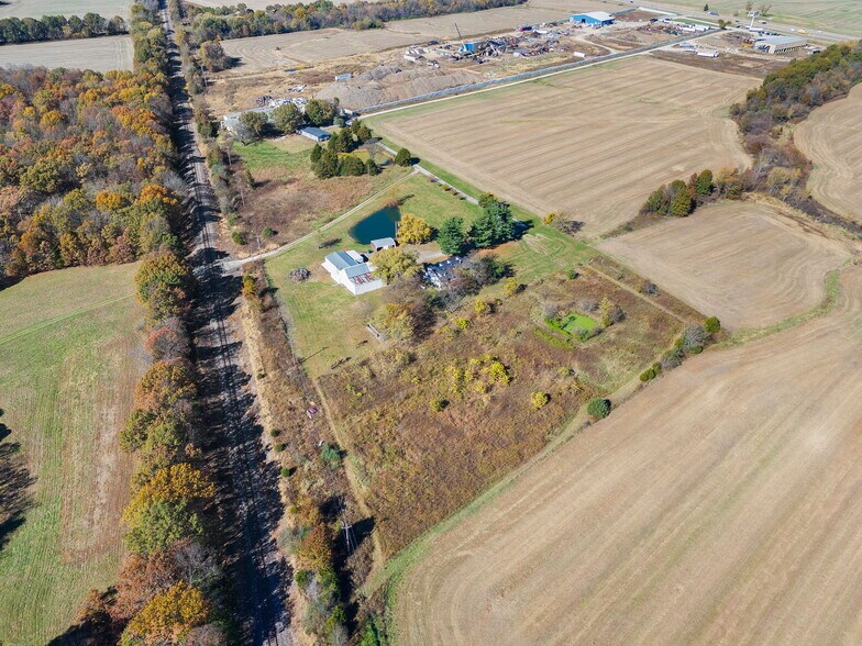 More Photos Of 29560 Reames Ln, Jonesburg Industrial For Sale