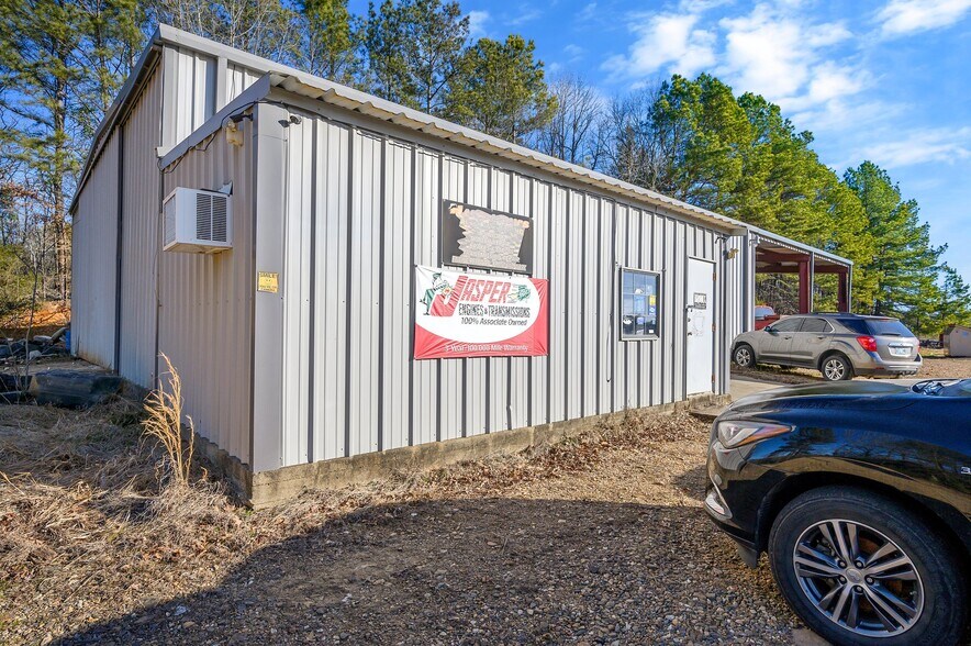 More Photos Of 1277 E Martin Luther King Dr, Broken Bow Office For Sale