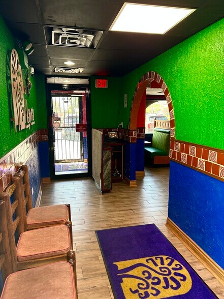 More Photos Of 6336 111th St, Chicago Ridge Freestanding For Lease