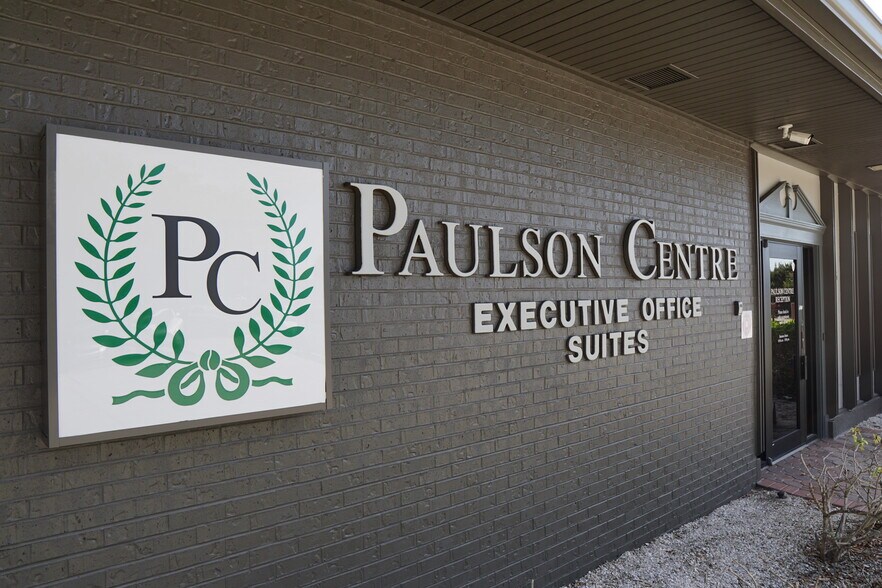 More Photos Of 18245 Paulson Dr, Port Charlotte Office For Sale