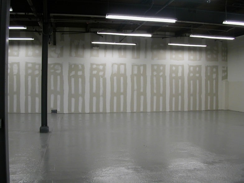 More Photos Of 1 Broad Ave, Fairview Warehouse For Lease