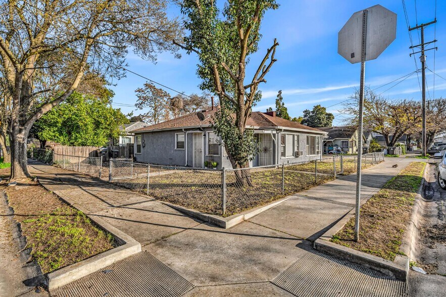 More Photos Of 1146 N Monroe St, Stockton Apartments For Sale