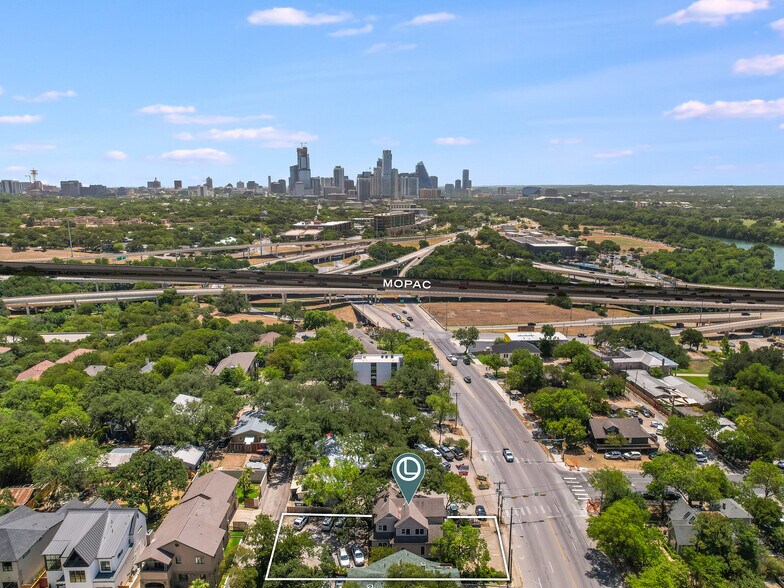 More Photos Of 2306 Lake Austin Blvd, Austin Loft Creative Space For Lease