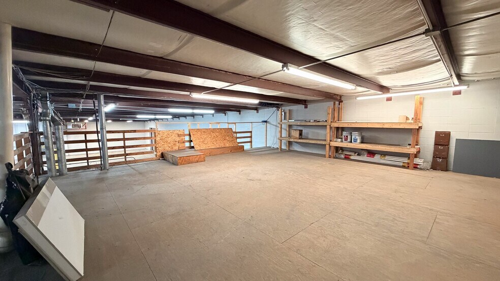 More Photos Of 310 S Union Ave, Springfield Manufacturing For Lease