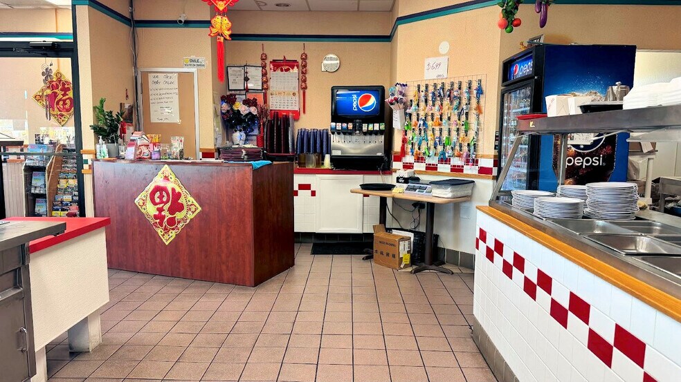 More Photos Of 630 S Frontage Rd, Wisconsin Dells Fast Food For Sale