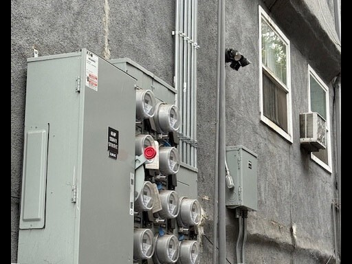 More Photos Of 1247 W 8th St, Los Angeles Apartments For Sale
