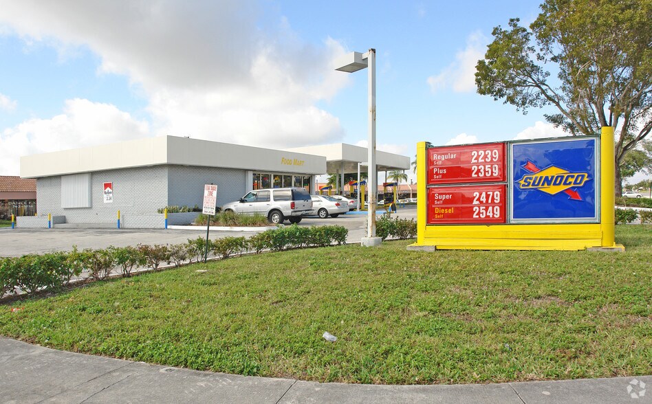 More Photos Of 8424-8458 W Oakland Park Blvd, Sunrise Unknown For Lease