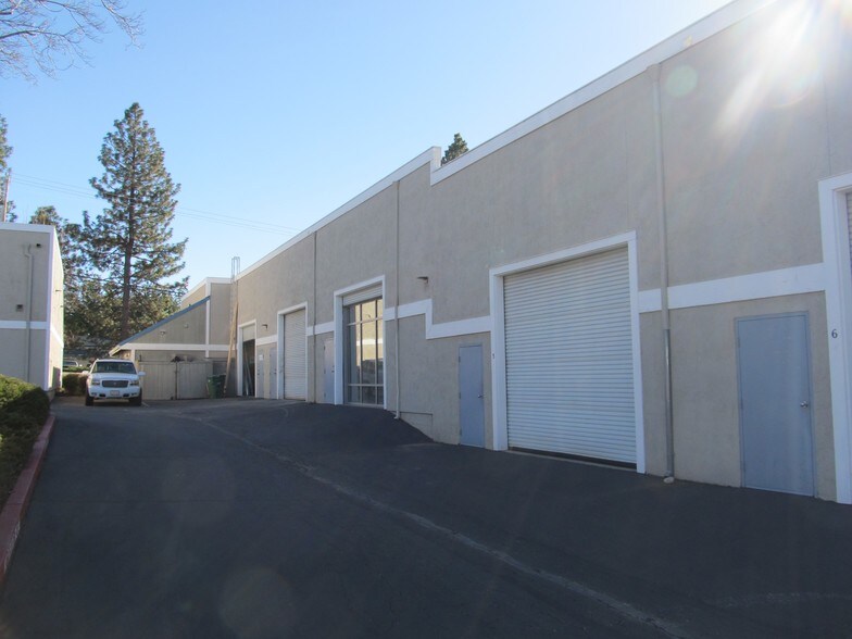 More Photos Of 12150 Charles Dr, Grass Valley Warehouse For Sale