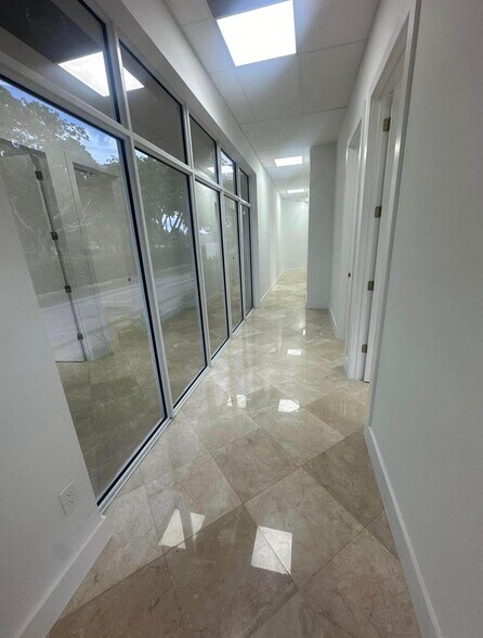 More Photos Of 2400 W Sample Rd, Pompano Beach Storefront Retail Office For Sale