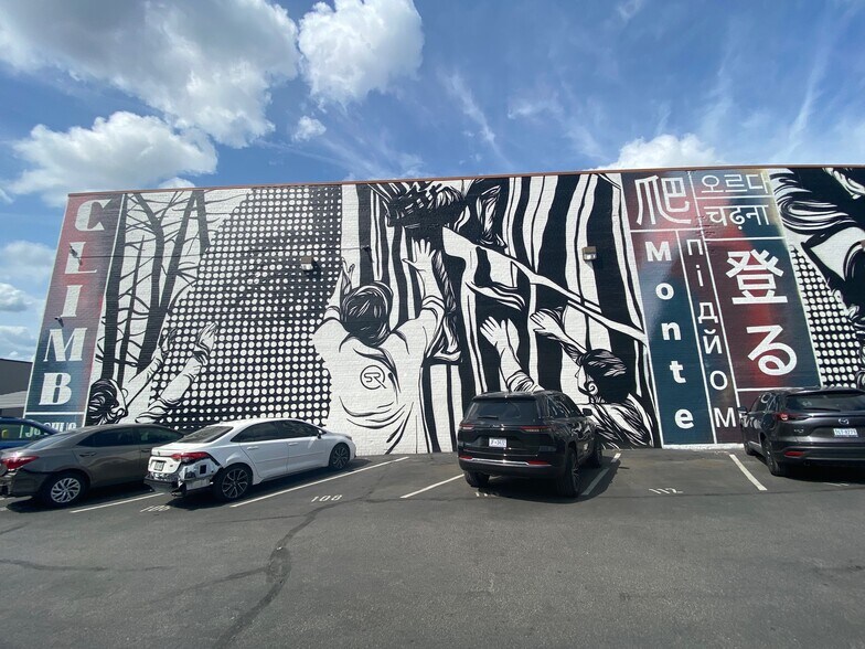 More Photos Of 5300-5320 Eisenhower Ave, Alexandria Warehouse For Lease
