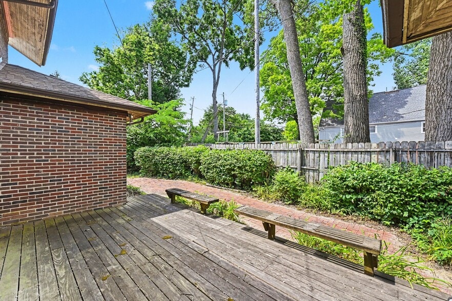 More Photos Of 611 Delaware Ave, Dayton Apartments For Sale