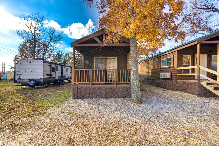 More Photos Of 446724 E 390 Rd, Langley Hotel For Sale