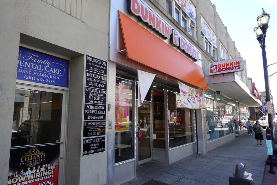 More Photos Of 3600 Bergenline Ave, Union City Storefront Retail Office For Lease