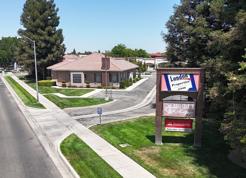 More Photos Of 1445 N Schnoor St, Madera Office For Sale