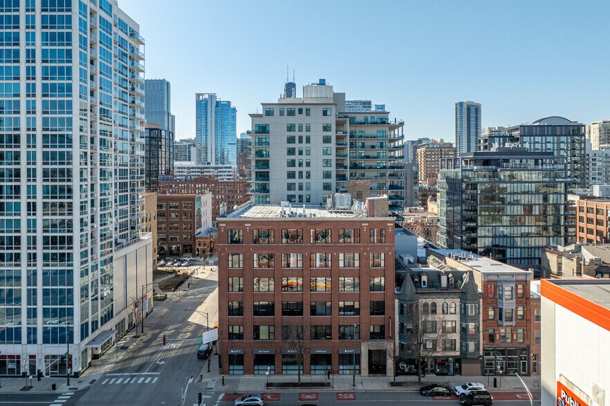 More Photos Of 750 N Orleans St, Chicago Loft Creative Space For Lease