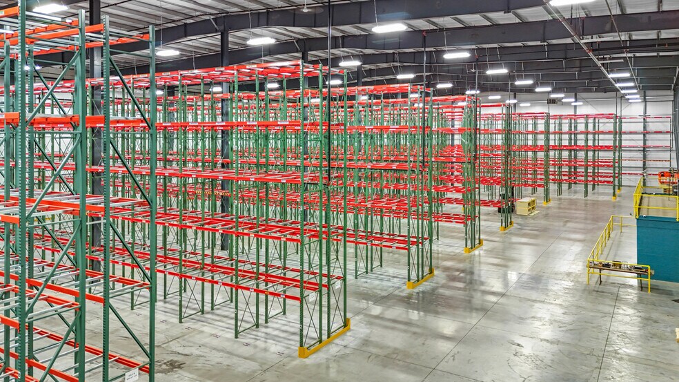 More Photos Of 80 Davis Pky, Clyde Warehouse For Sale