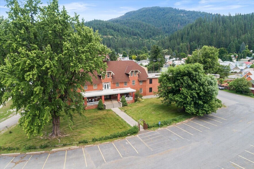 More Photos Of 99 Sather Field Rd, Silverton Lodge Meeting Hall For Sale