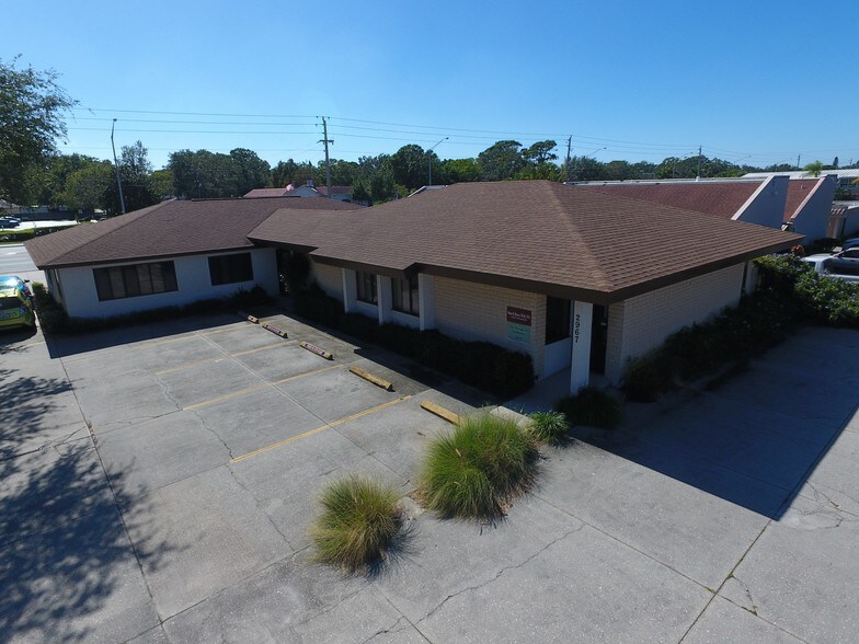 More Photos Of 2975 Bee Ridge Rd, Sarasota Medical For Lease