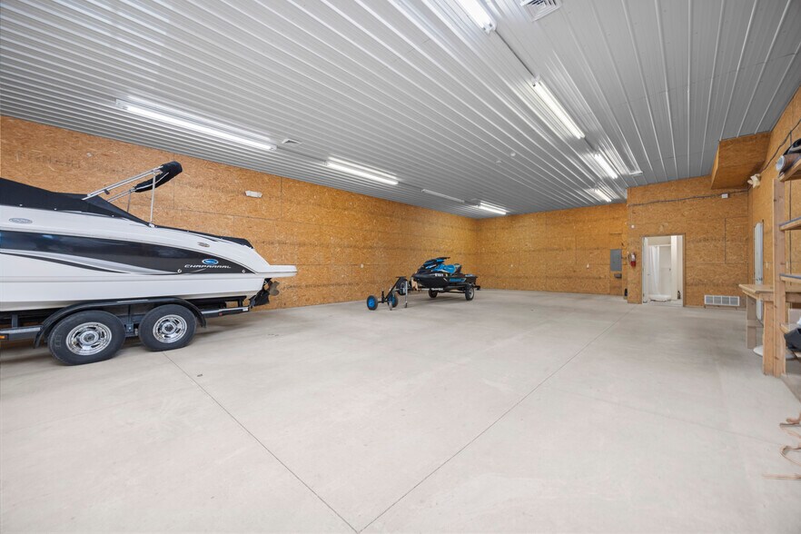 More Photos Of 1200 S Hartshorn Rd, Lakeside Marblehead Warehouse For Sale