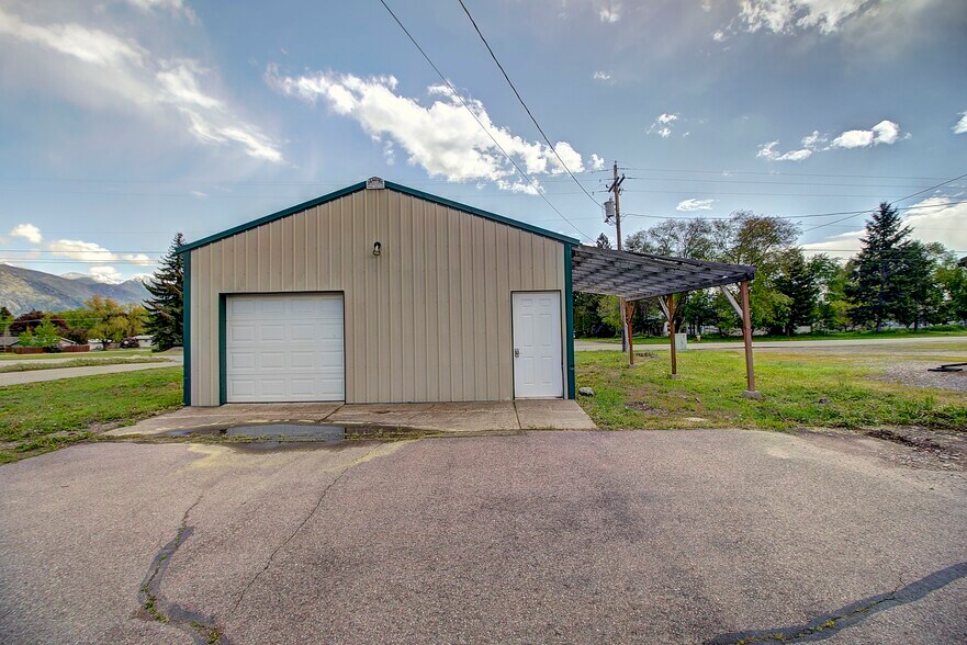 More Photos Of 700 9th St W, Columbia Falls Restaurant For Sale