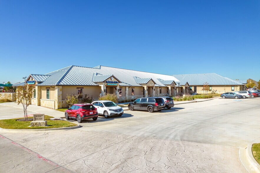 More Photos Of 255 W Lebanon, Frisco Medical For Sale