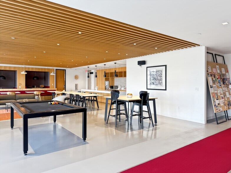 More Photos Of 801 Brickell Ave, Miami Coworking Space