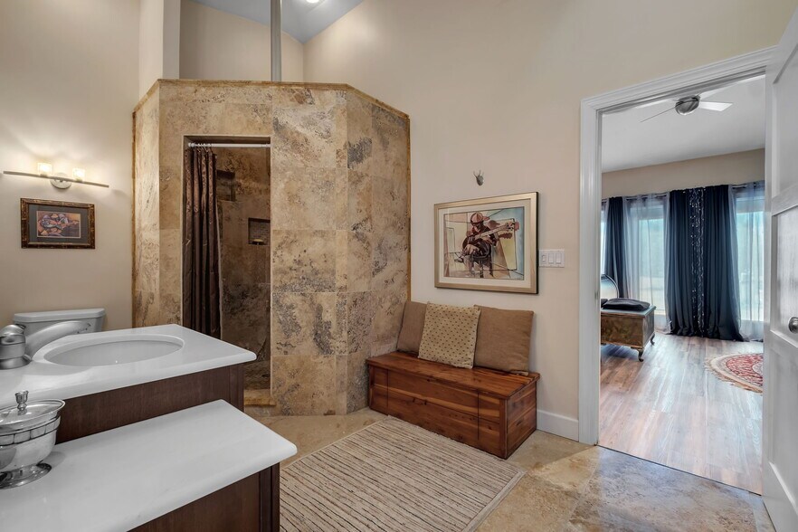 More Photos Of , Quincy Unknown For Sale