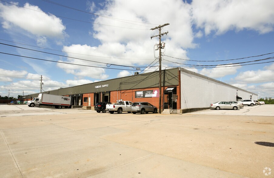 More Photos Of 26201 Richmond Rd, Bedford Heights Warehouse For Lease