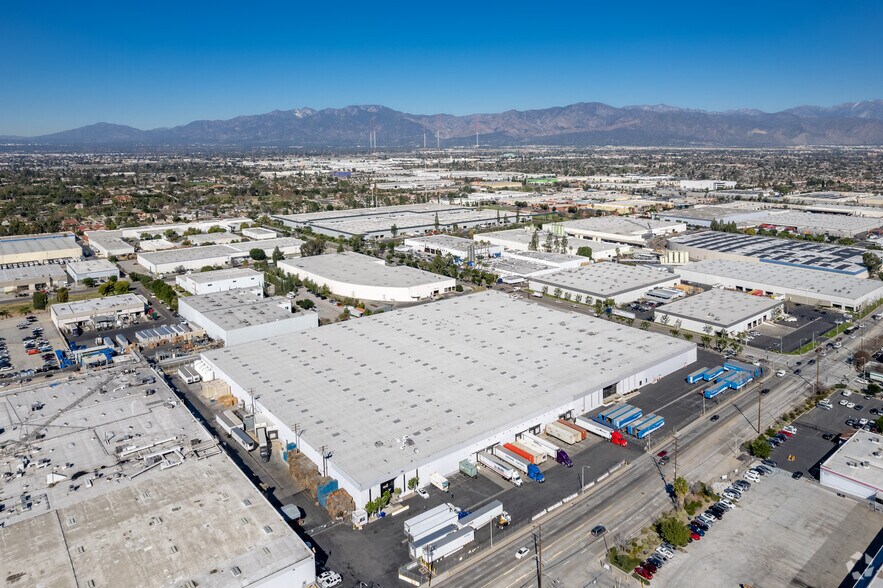 More Photos Of 505 S 7th Ave, City Of Industry Warehouse For Lease