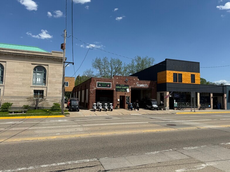 More Photos Of 311 Broadway St, South Haven Freestanding For Sale