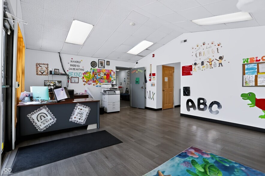 More Photos Of 5925 Kentucky Ave, Indianapolis Daycare Center For Sale