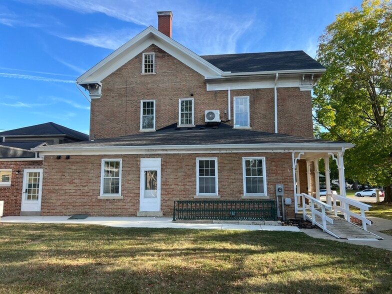 More Photos Of 312 Main, Troy Office For Lease