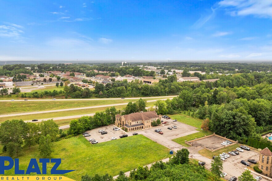 More Photos Of 1170 E Western Reserve Rd, Youngstown Office For Sale