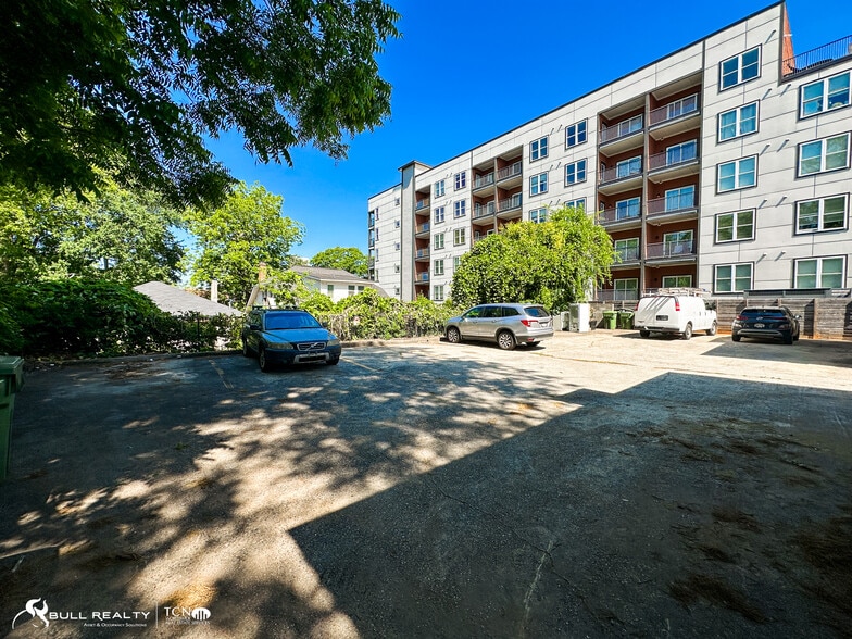 More Photos Of 516 NE Boulevard, Atlanta Apartments For Sale