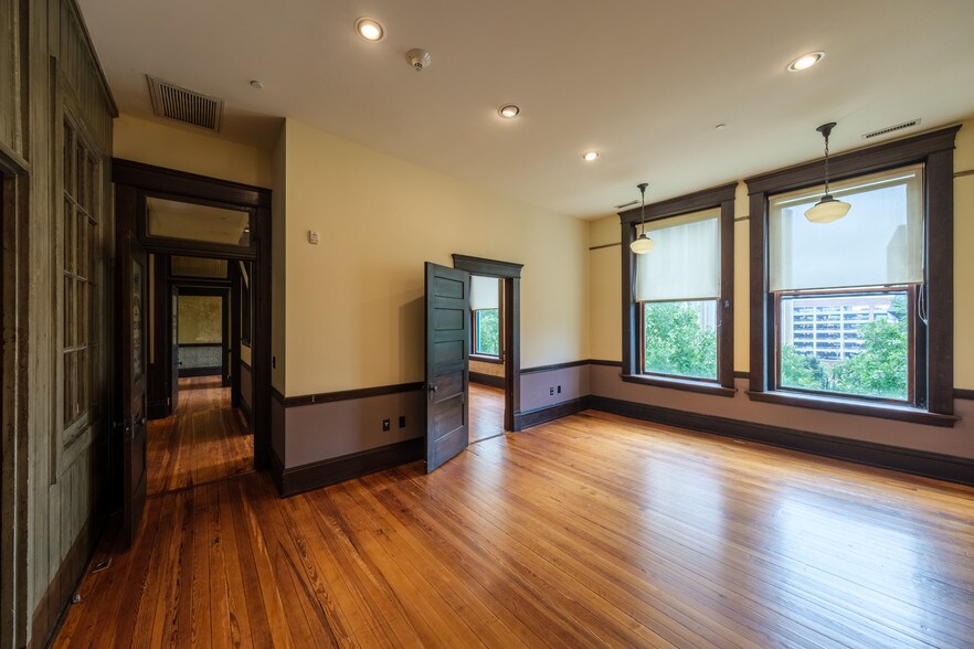 More Photos Of 230 Fayetteville St, Raleigh Loft Creative Space For Lease