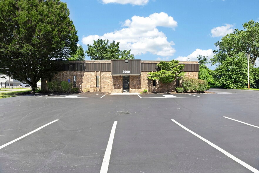 More Photos Of 3900 E Livingston Ave, Columbus Medical For Sale
