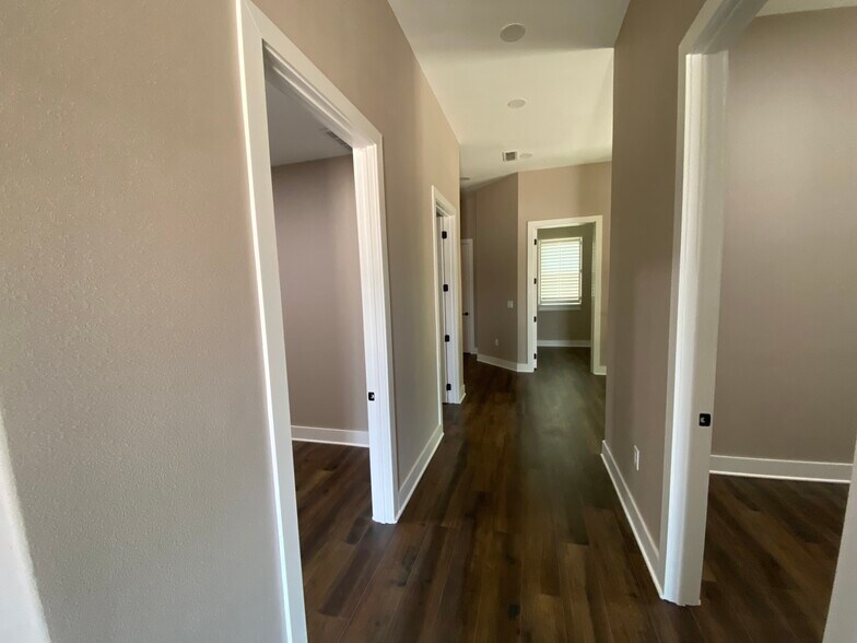 More Photos Of 144 Old Town Blvd N, Argyle Office For Lease