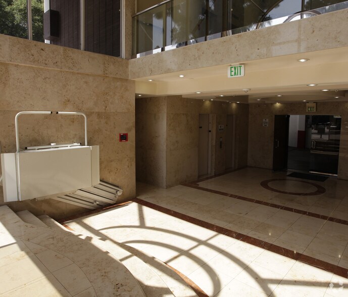 More Photos Of 175 E Olive Ave, Burbank Office For Lease