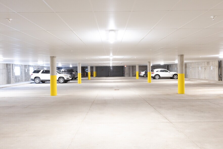 More Photos Of 2373 Oak Valley Dr, Ann Arbor Office For Lease